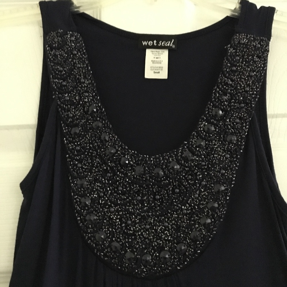 NAVY BLUE EMBELLISHED SLEEVELESS TOP SIZE SMALL